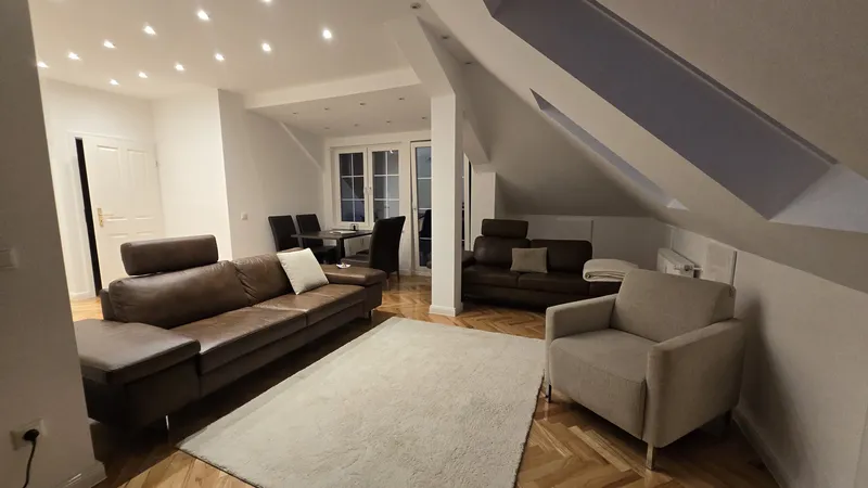 Wohnen mit Charakter: 2-Zimmer-Wohnung voll möbliert und all inclusive  in Berlin-Grunewald — photo 1